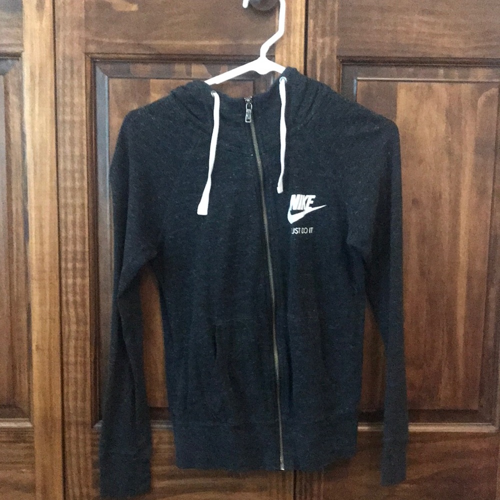 nike zip up